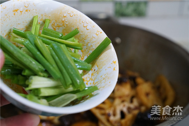 小炒木耳藕片