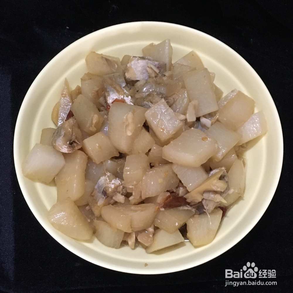 红三鱼干焖白萝卜怎么做好吃?