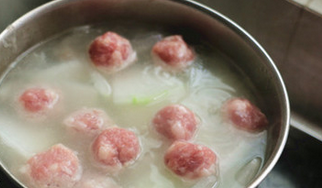 瑶柱肉丸冬瓜汤的做法