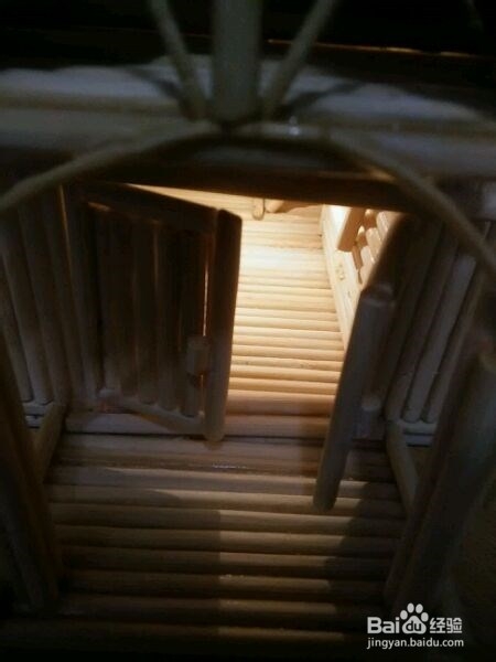 怎么用竹签坐手工小竹屋