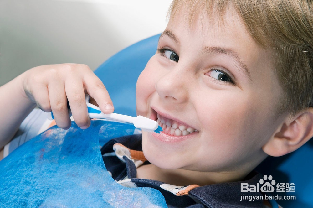 小孩口腔的保健