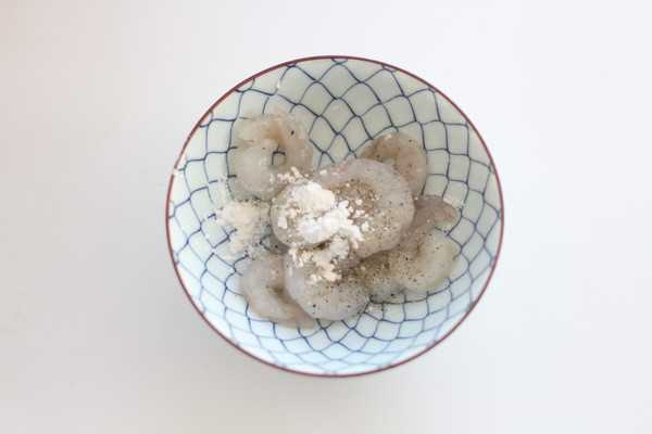 时蔬马蹄炒虾仁