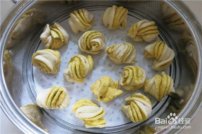 教你做南瓜香豆子双色花卷