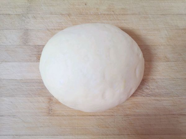 牛排培根肉双拼披萨