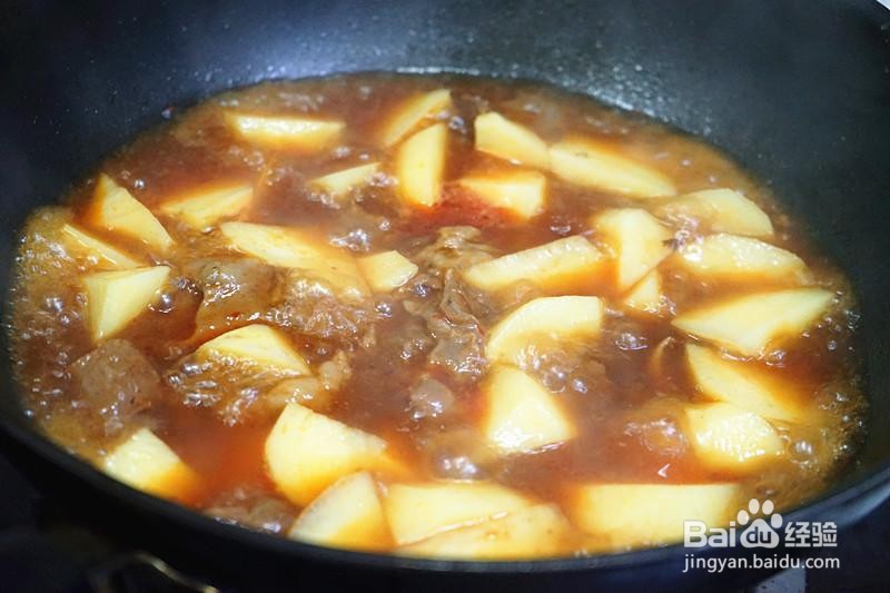 牛肉炖土豆的做法