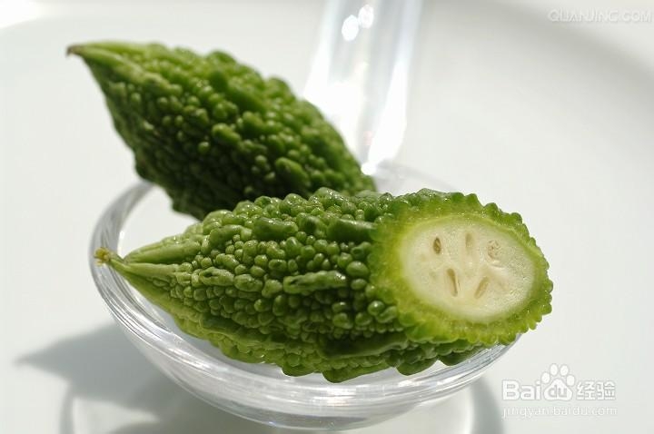 青绿苦瓜浓汤如何做