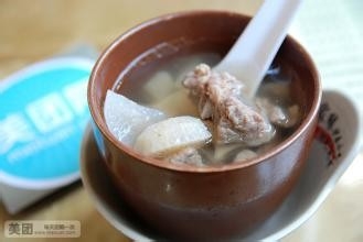 教你做美味的萝卜排骨汤