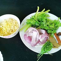 美味蒜泥小龙虾