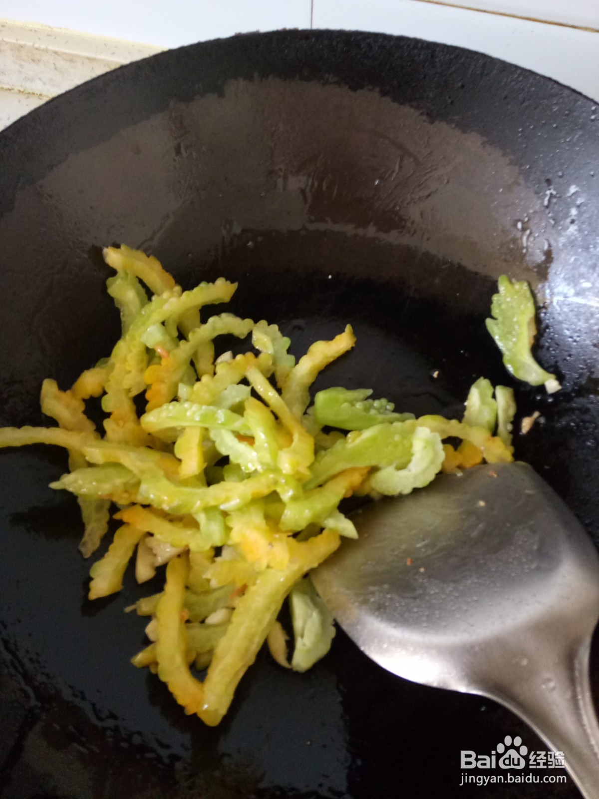 家常苦瓜炒秋葵