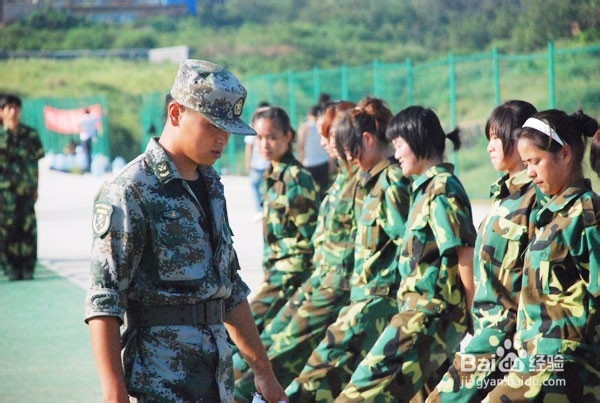 大学军训防晒的方法(全面)