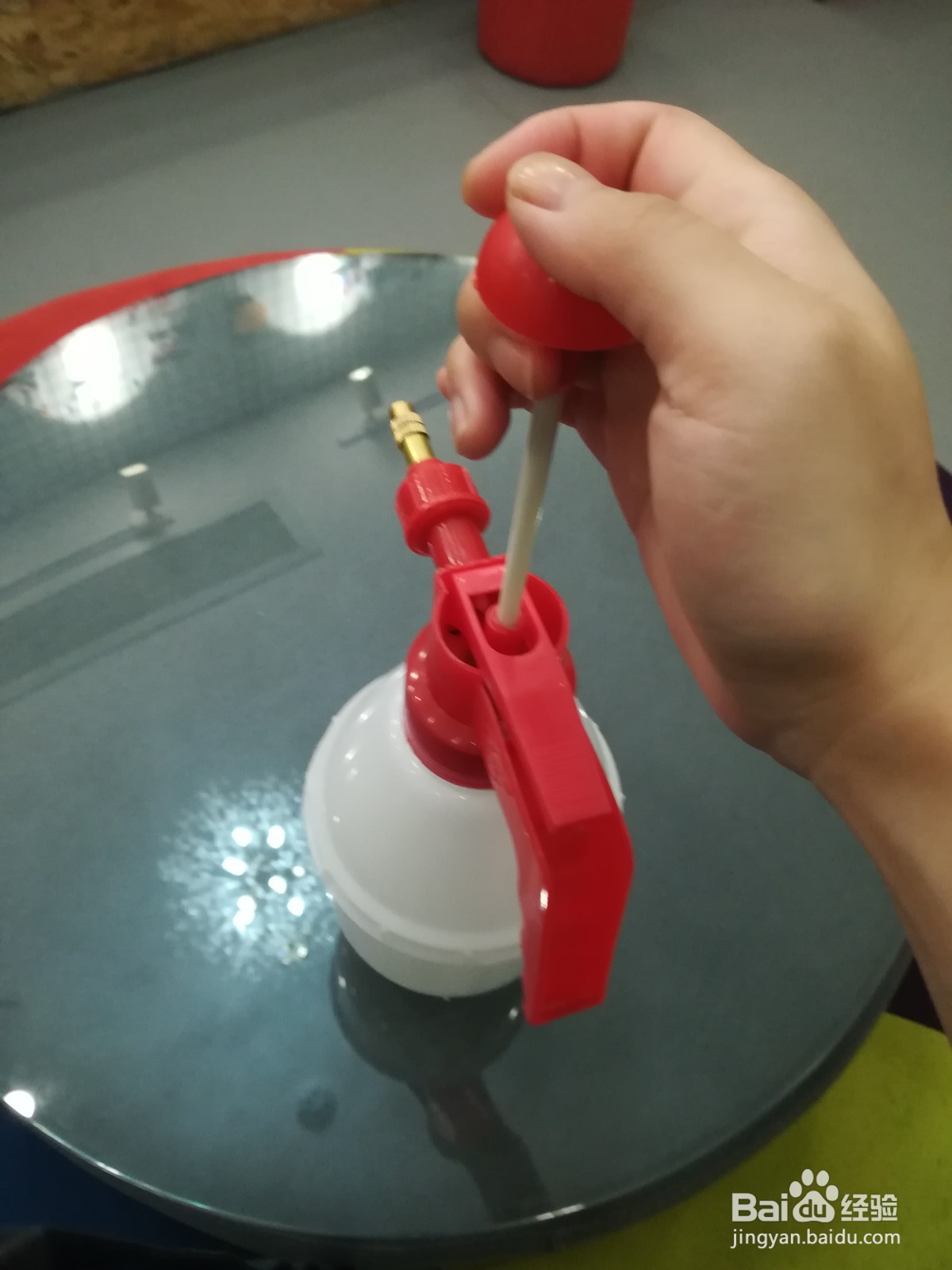如何调制巴士消毒水对屋子进行消毒