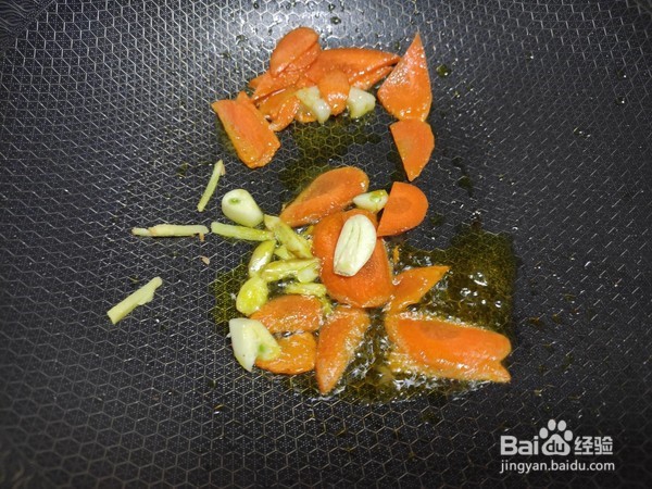 清炒脆藕的做法