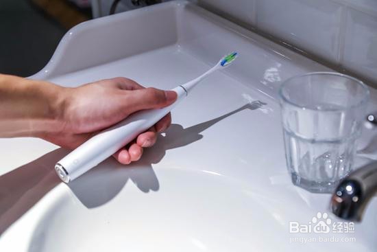 怎么解决Oclean One电动牙刷按键问题？