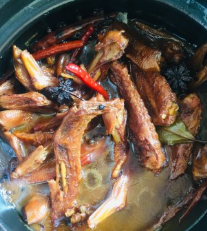 卤鸭翅的做法