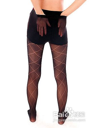 如何穿裤袜塑形美腿袜的方法