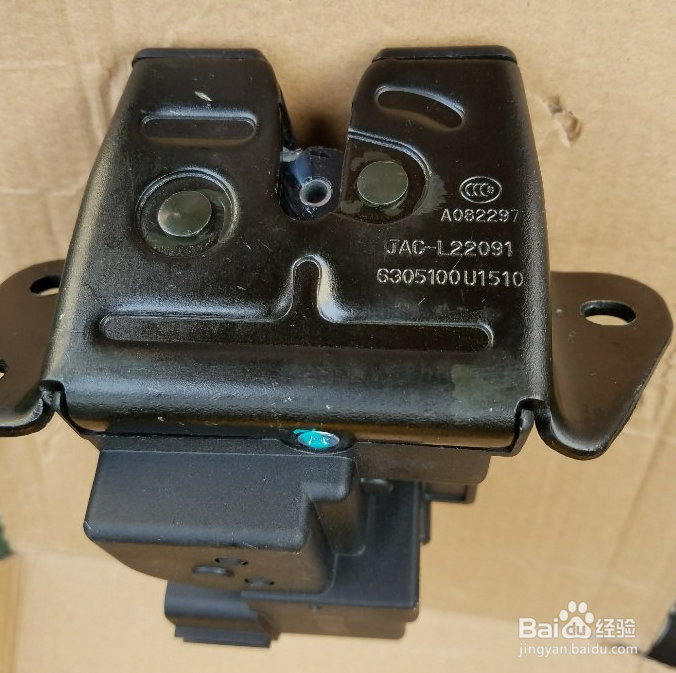 旗云2换后备箱锁教程