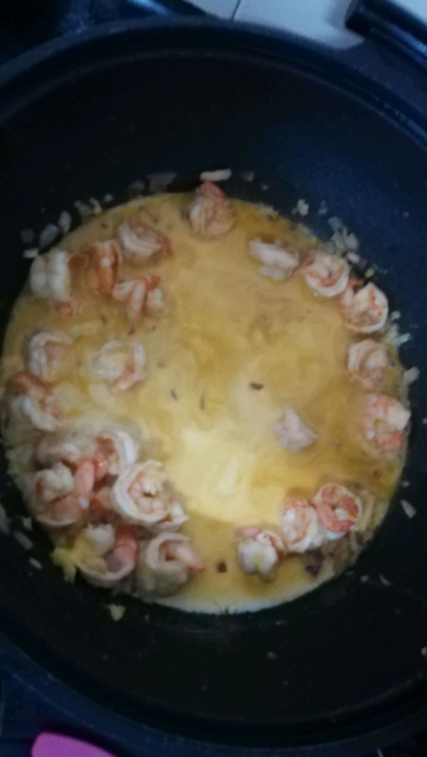 鲜虾芝士奶油意面