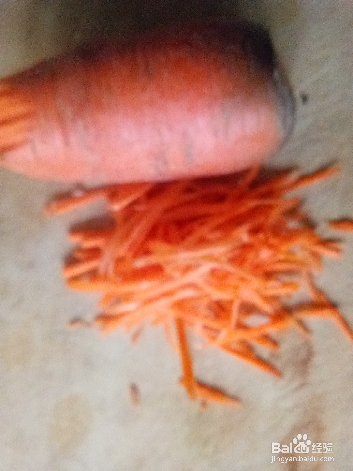 凉拌菜胡萝卜丝拌豆芽