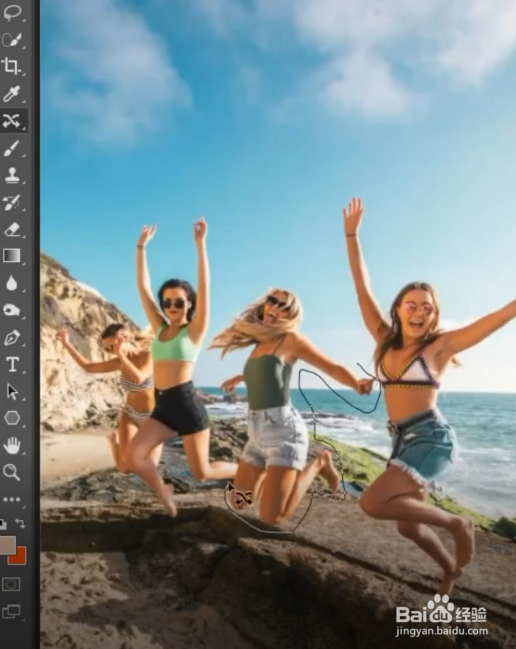 怎么用PS移动人物呢？