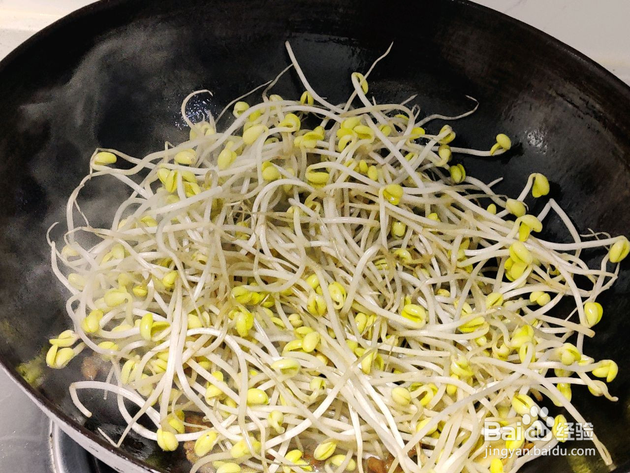 肉丝炒豆芽的做法