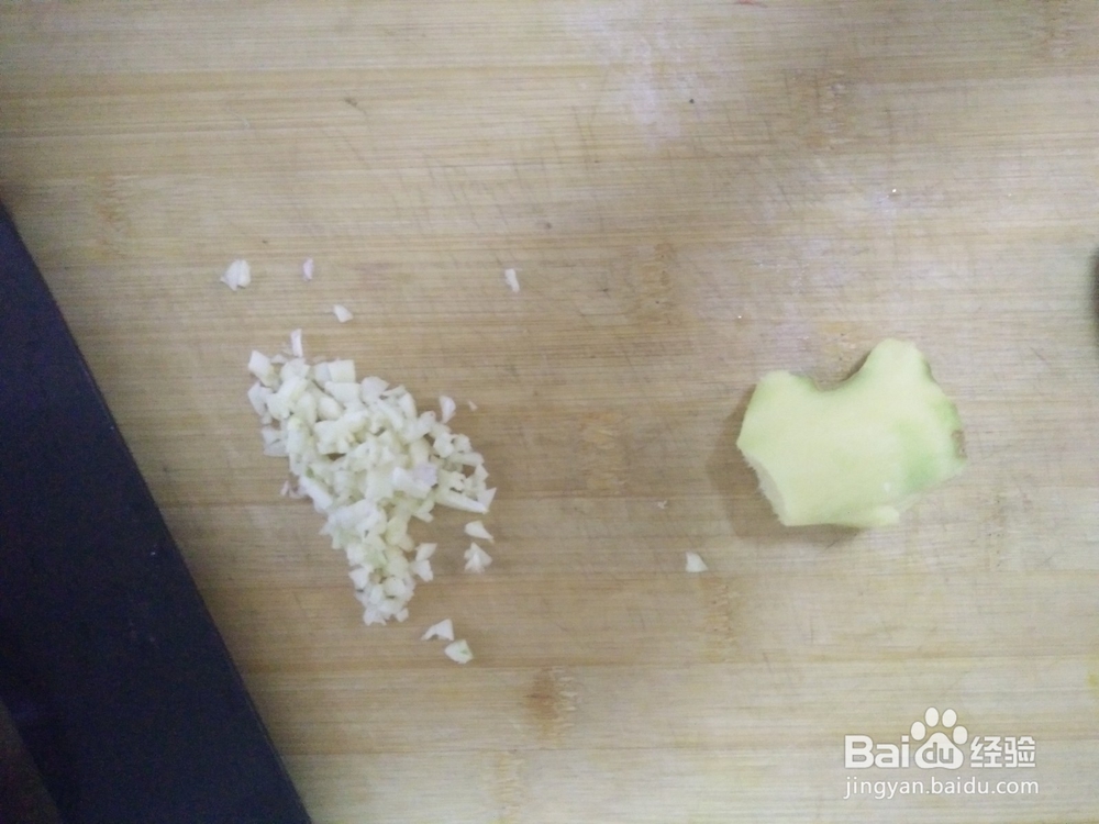 美味排骨炖豆角的做法