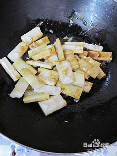 素菜也可以如此美味——酱香焖春笋