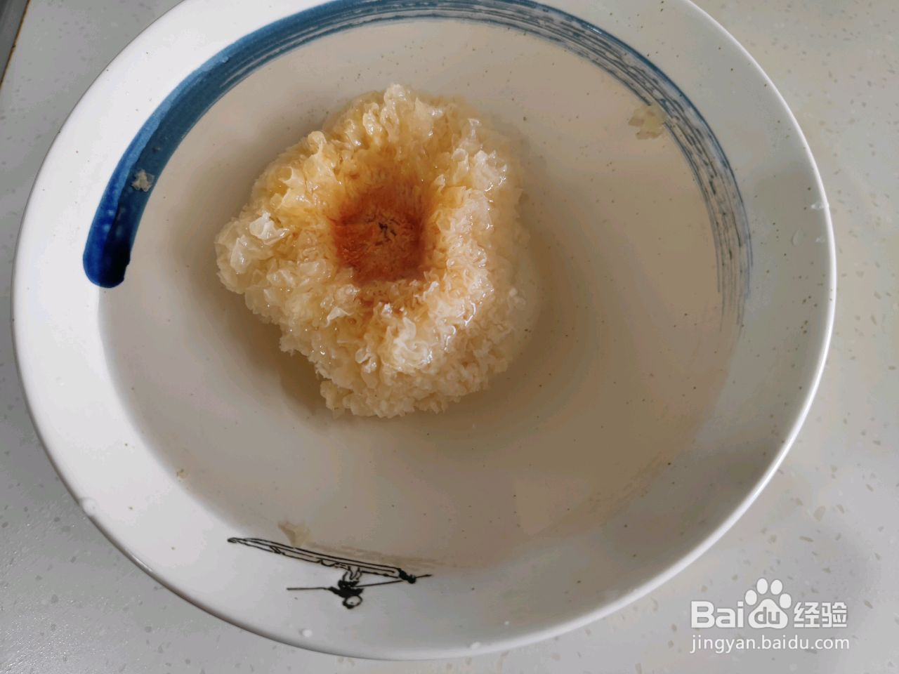 百分百胶质的红枣银耳羹的做法