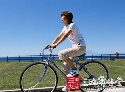 最美女胖子照片曝光 今夏5款运动助你瘦出美丽