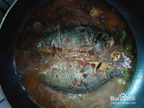 青椒鲫鱼的做法