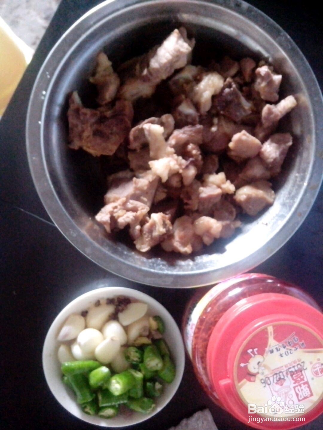 土豆豆角烧排骨的做法