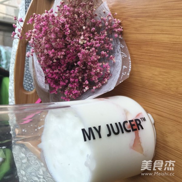桃子奶昔的做法