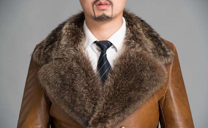 您好，皮毛一体衣服起静电，该如何处理？非常感谢！