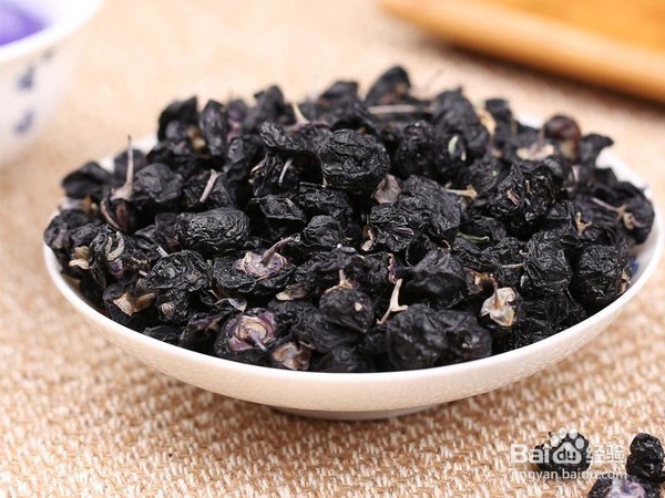 黑枸杞的功效有哪些?怎么食用