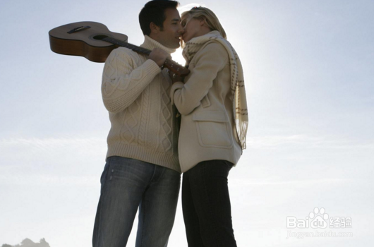 从刘洲成打妻离婚案，女人该学会这样看待婚姻