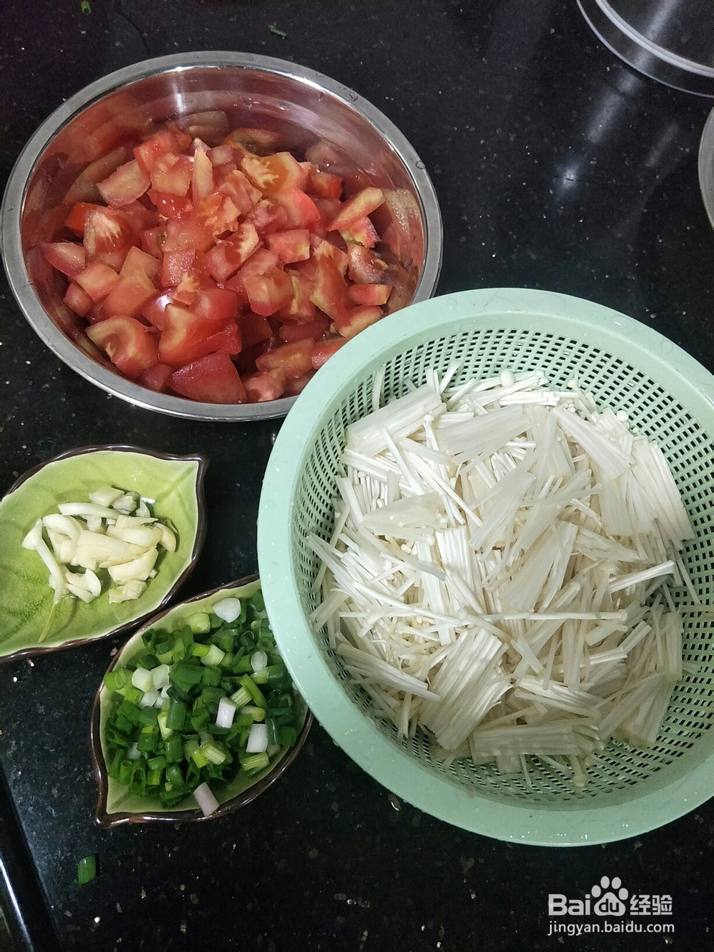 没那么讲究的番茄金针菇汤