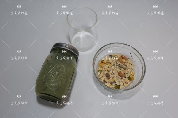 抹茶奇亚籽燕麦布丁
