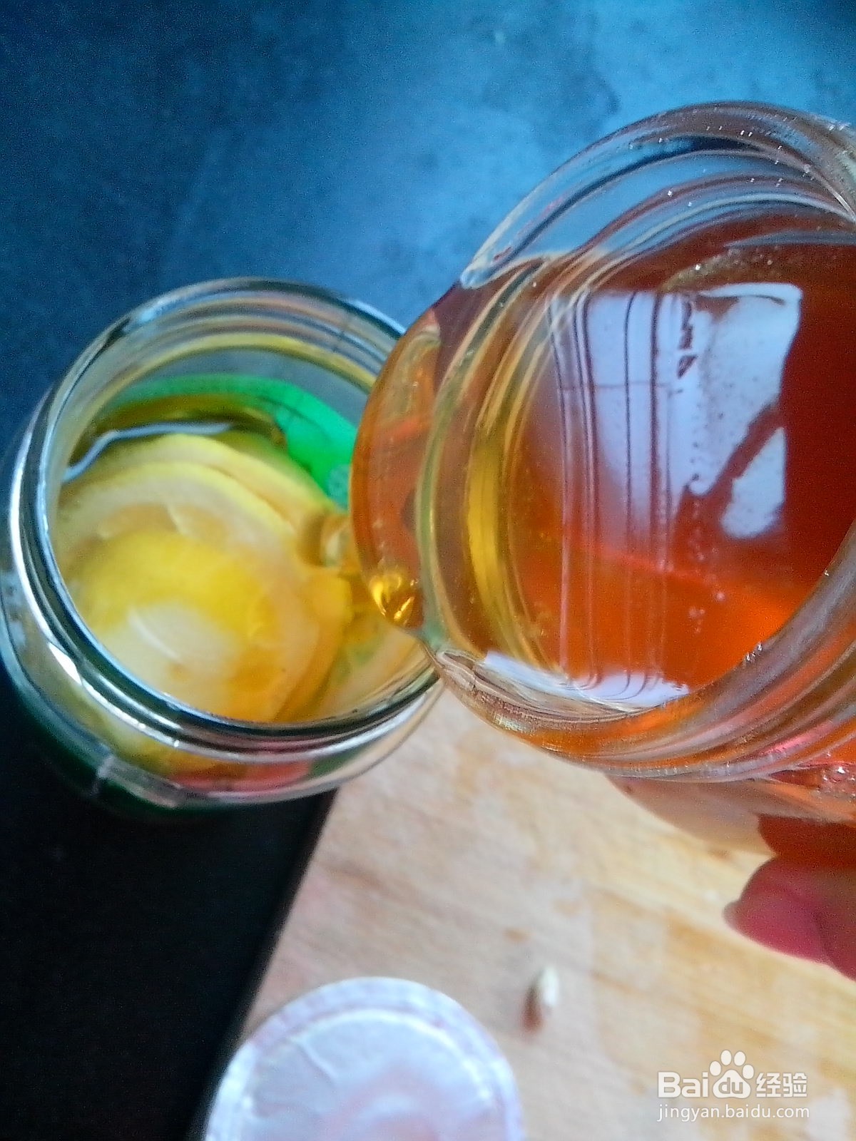 柠檬蜂蜜茶的制作