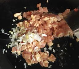 花椒黄秋葵炒猪肉的做法