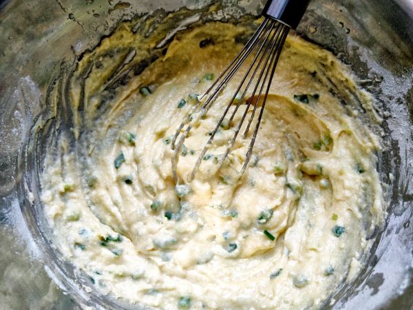 营养酥脆黄油香葱鸡蛋小饼干