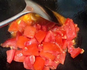 好喝的西红柿鸡蛋粉丝汤