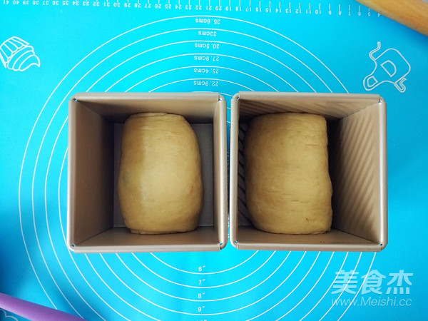 全麦奶香豆沙吐司