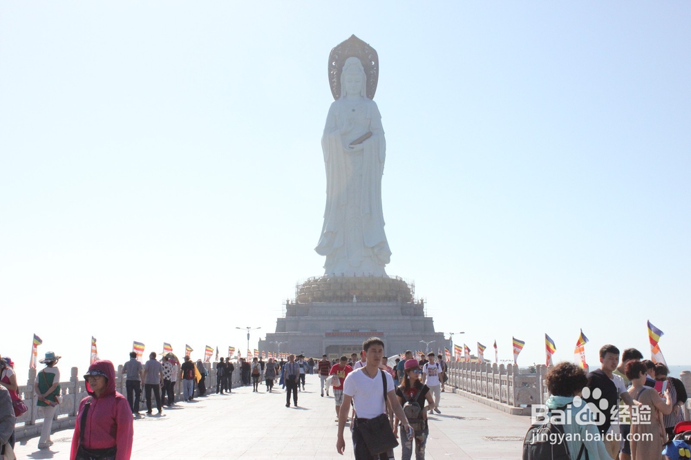 3月的海南三亚湾
