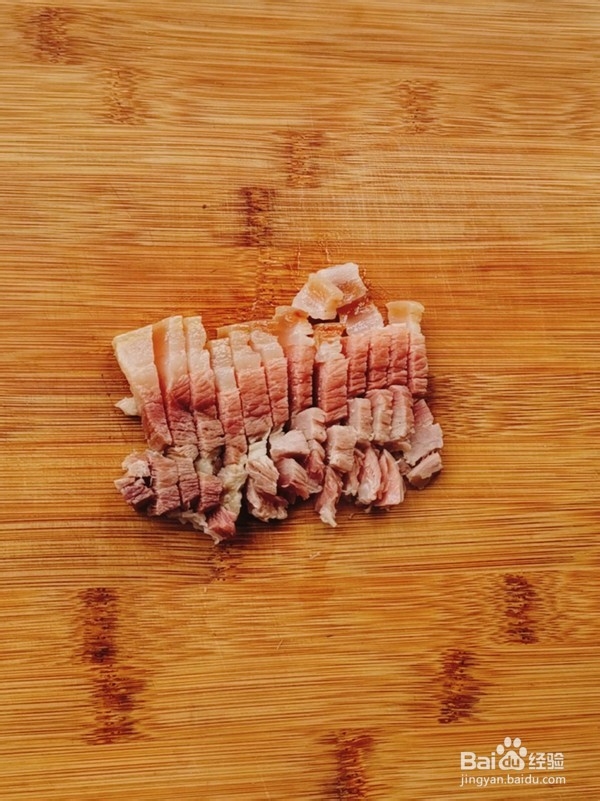 火腿炖肘子怎么做