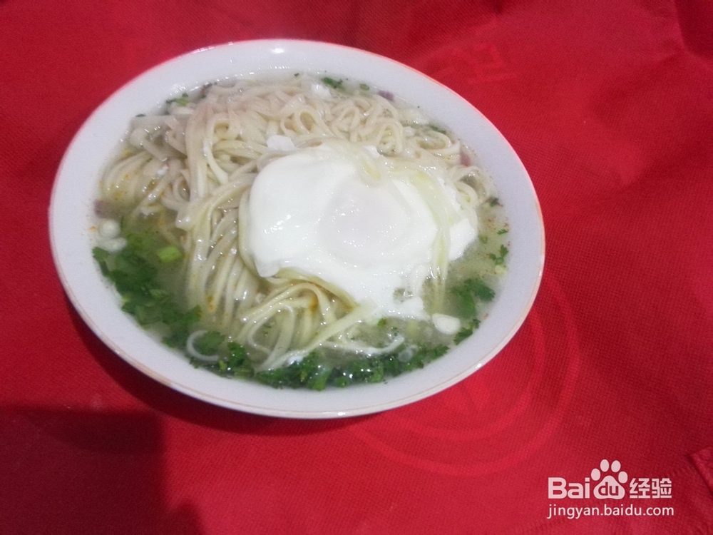 如何做鸡蛋香菜面(面条怎样烧好吃)