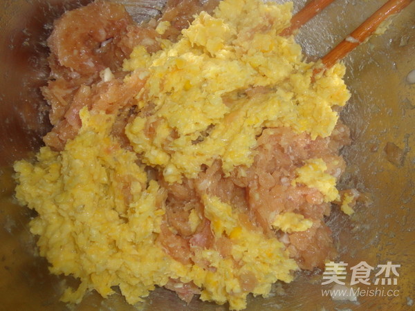 玉米鸡肉肠的做法