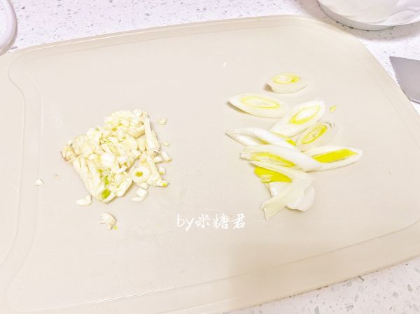 韩式肥牛泡菜豆腐汤