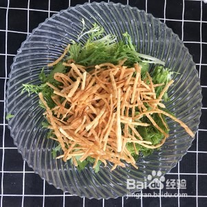 教你怎么做苦菊拌馓子