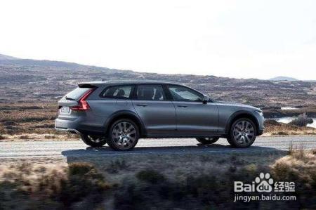 自驾游，买轿车还是买SUV？老司机这么说