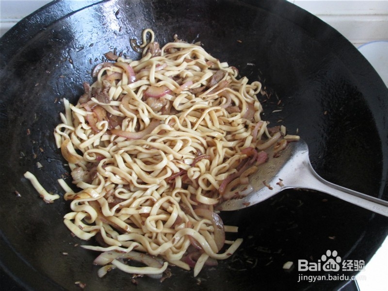 孜然洋葱肉丝炒面