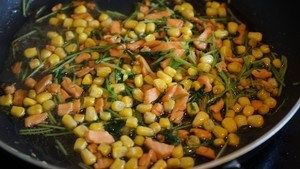 三文鱼乌冬面的做法。教你怎么做三文鱼乌冬面